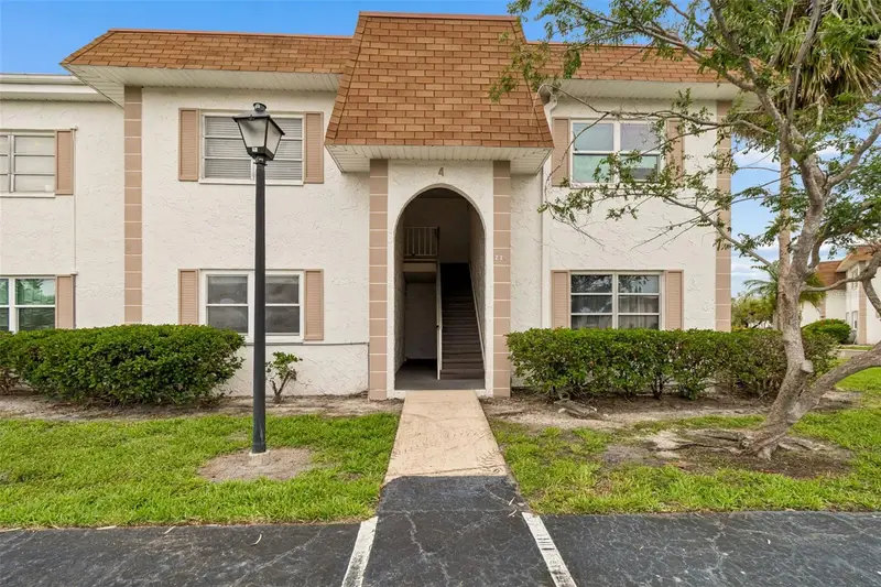 239 S Mcmullen Booth Rd #37, FL