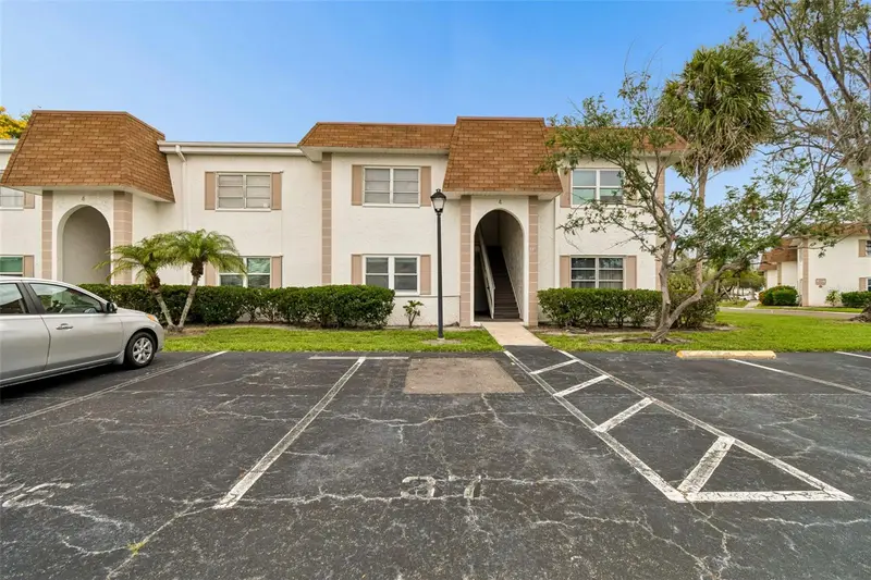 239 S Mcmullen Booth Rd #37, FL