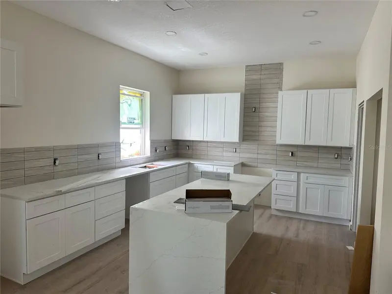 2144 5th Ave N, FL