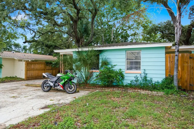 417 Milwaukee Ave, FL
