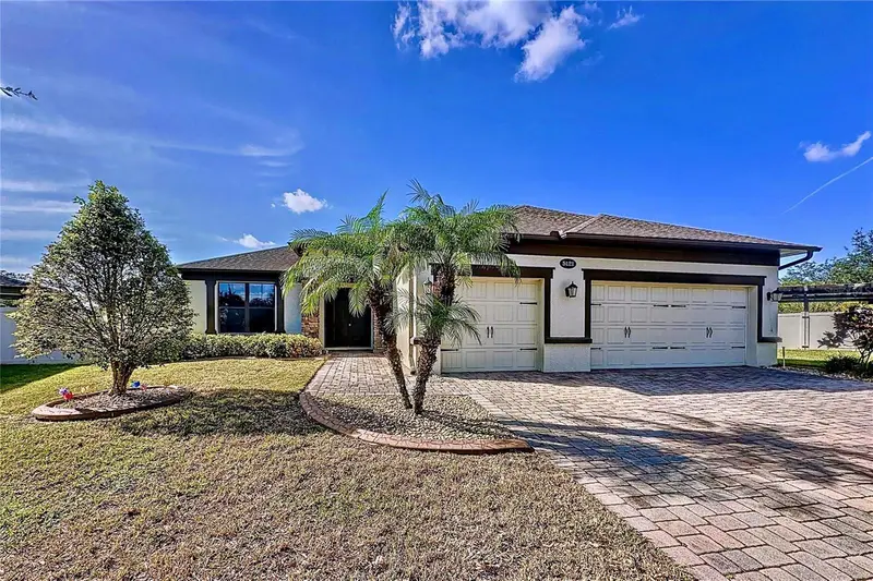 5121 Appenine Loop W, FL