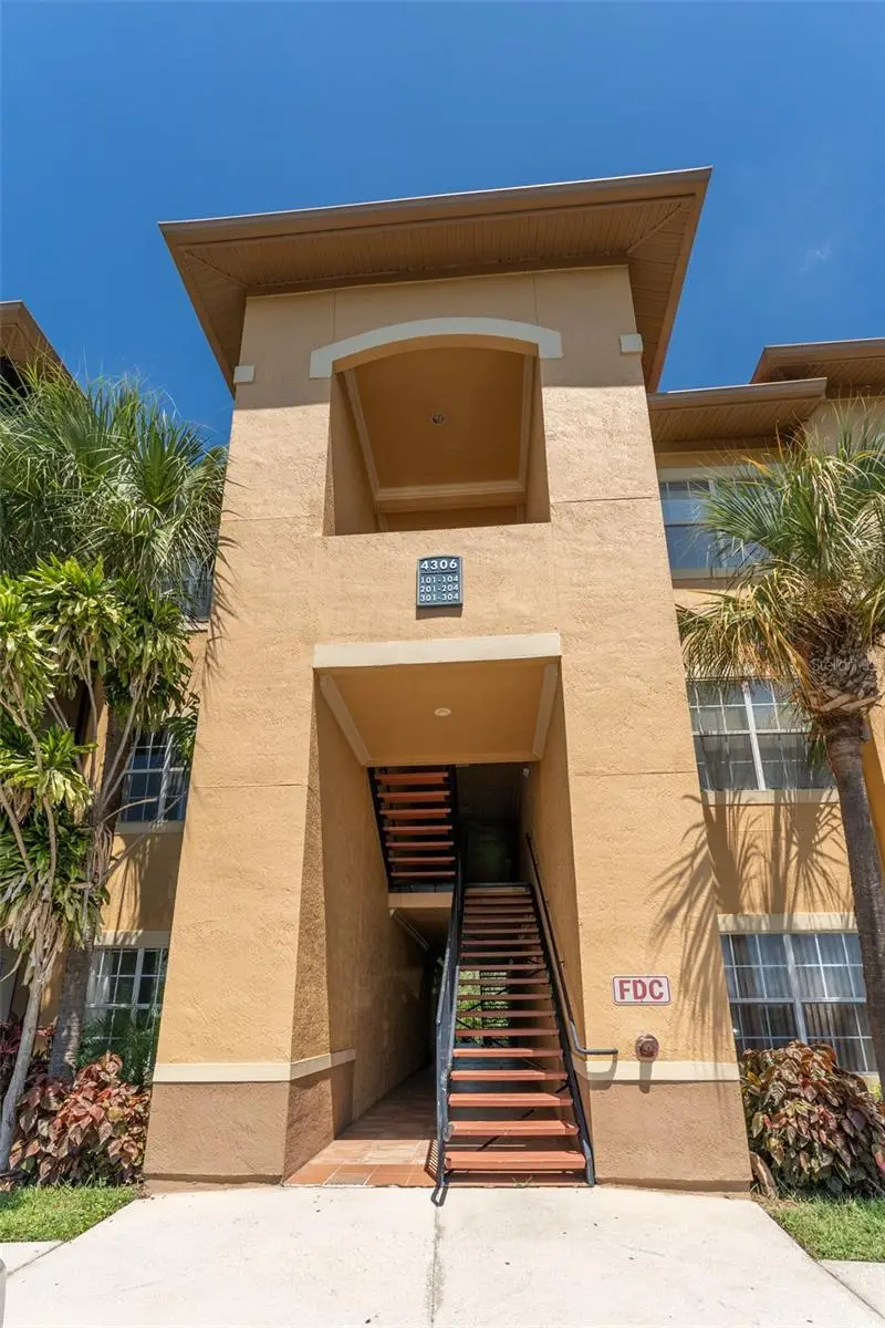 4306 Bayside Village Dr #202, FL