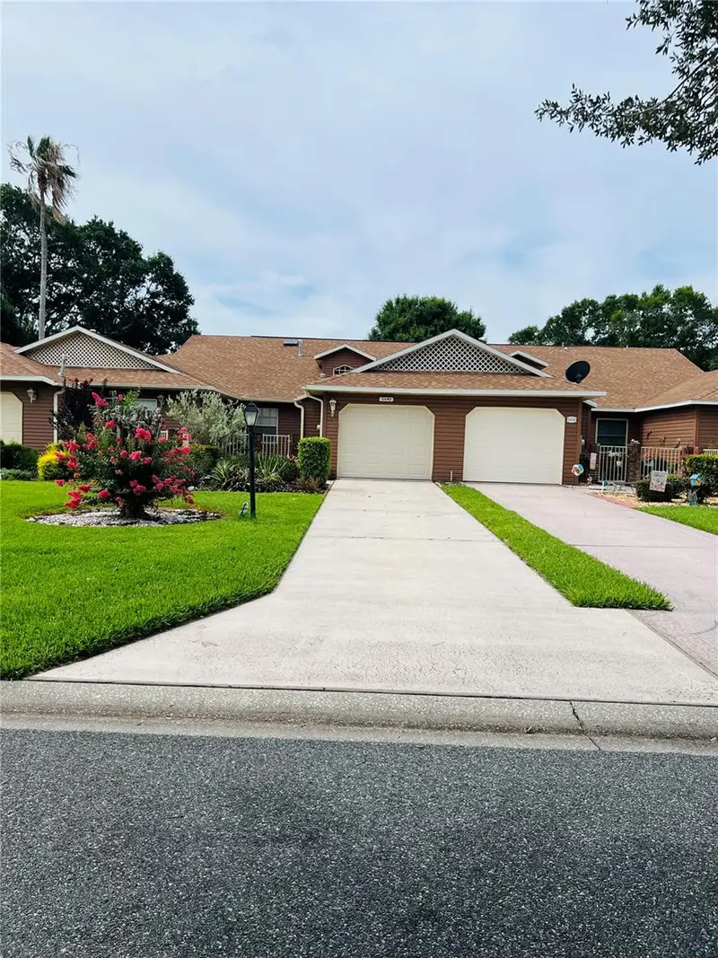5440 Rosewall Cir, FL