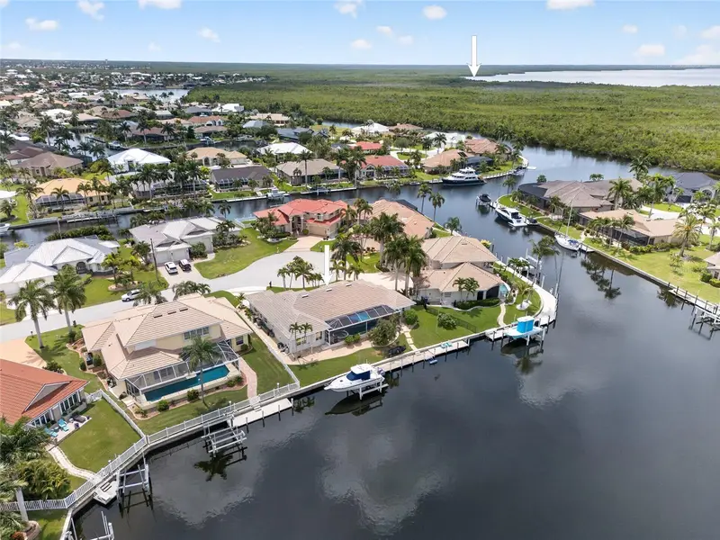 1711 Los Alamos Dr, FL