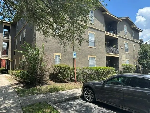102 Vista Verdi Cir #124, FL