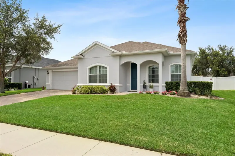 630 Grassy Stone Dr, FL