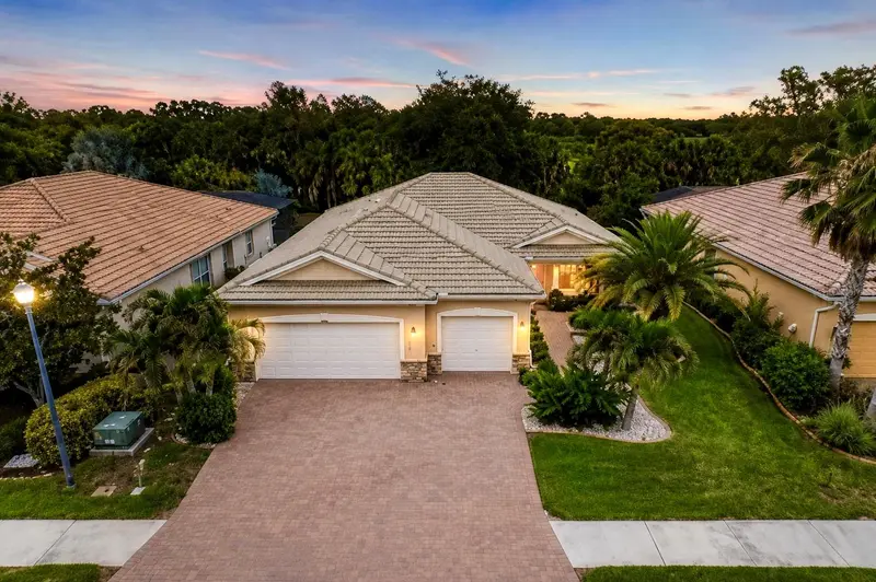 1986 Mesic Hammock Way, FL