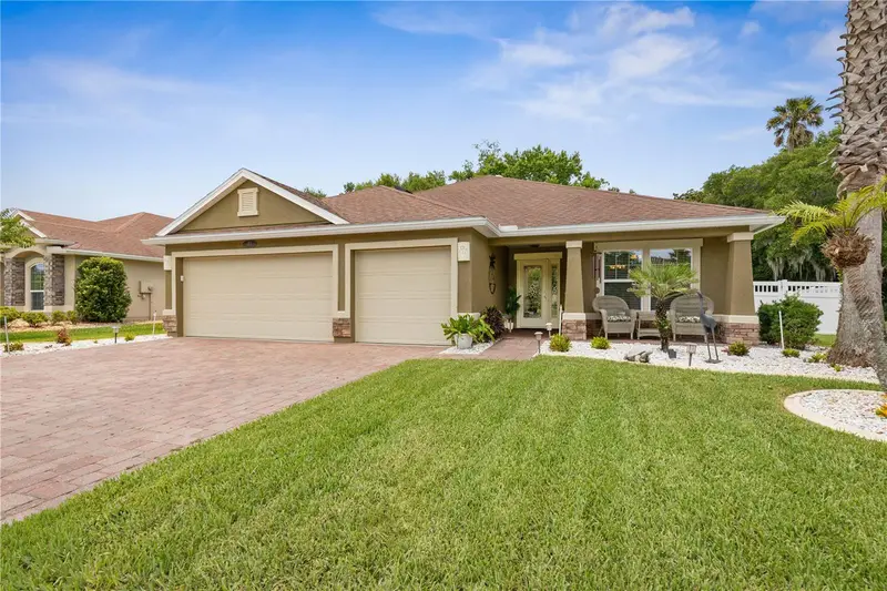 41 Auberry Dr, FL