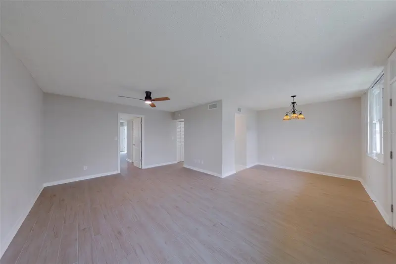 4715 Bay St Ne #132, FL