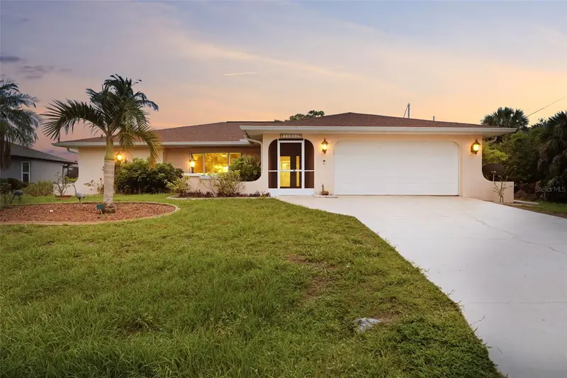 18682 Ashcroft Cir, FL