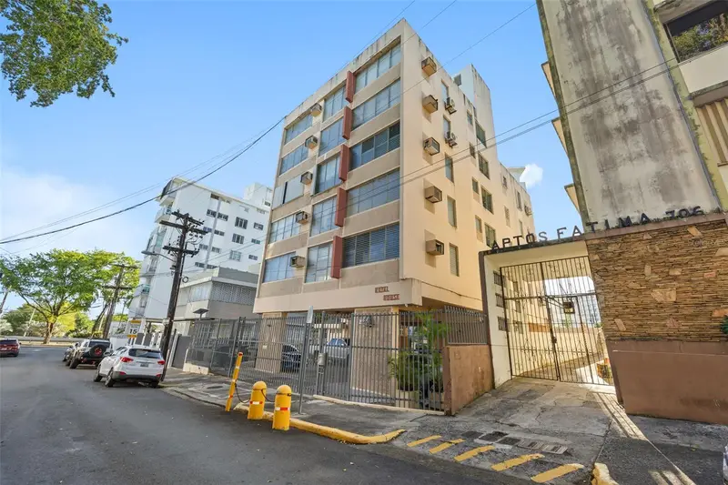 708 Calle Central Condominio Royal House #405, PR
