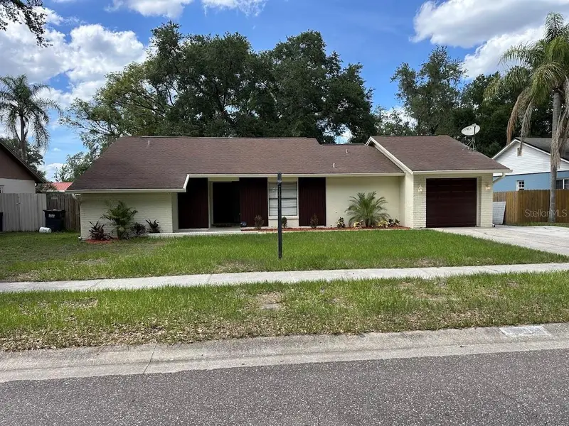 17644 Meadowbridge Dr, FL
