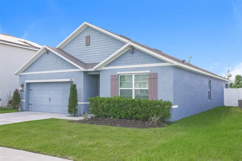 345 Summershore Dr, FL