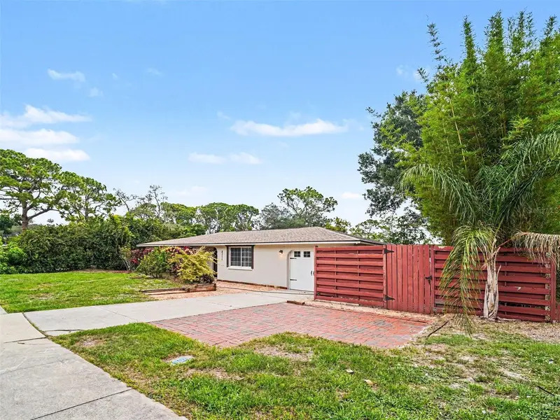 2111 Fairfield Ave, FL