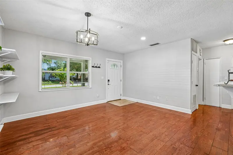 3924 W Bay View Ave, FL