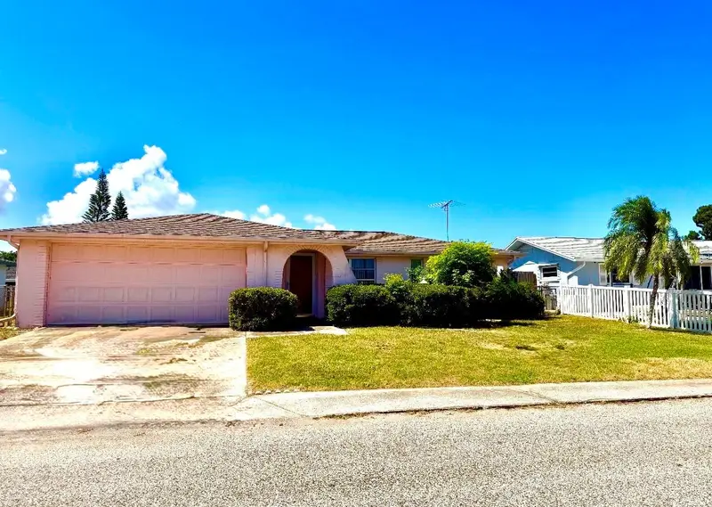 7016 Cutty Sark Dr, FL