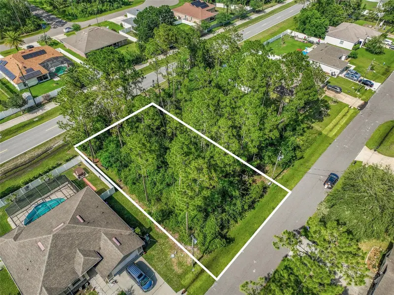 3 Kathryn Pl, FL