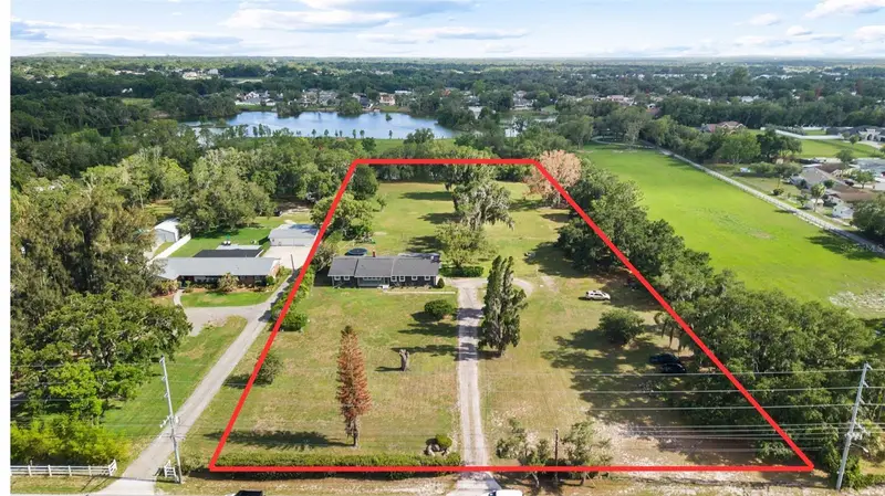 511 Lake Miriam Dr, FL