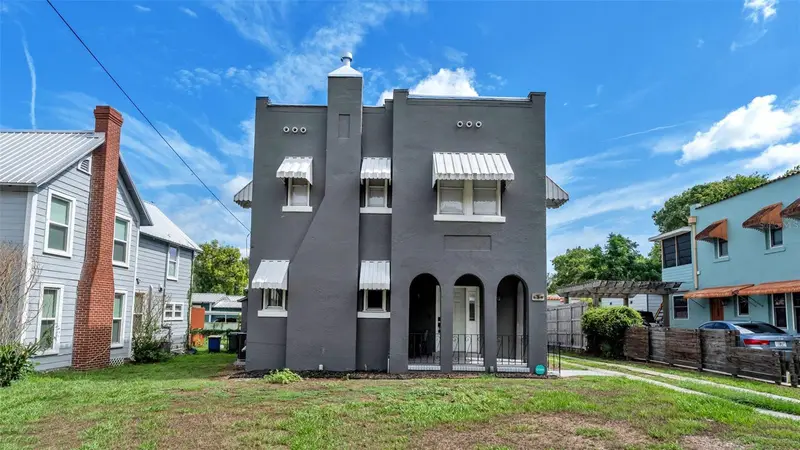 630 E Stanford St, FL
