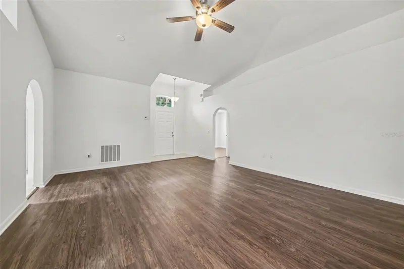 332 Mckay Blvd, FL