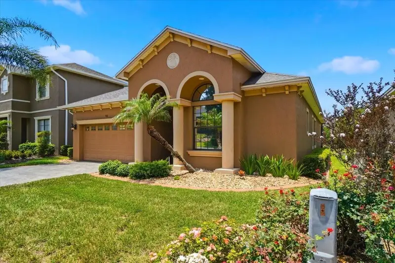 912 Christina Chase Ln, FL