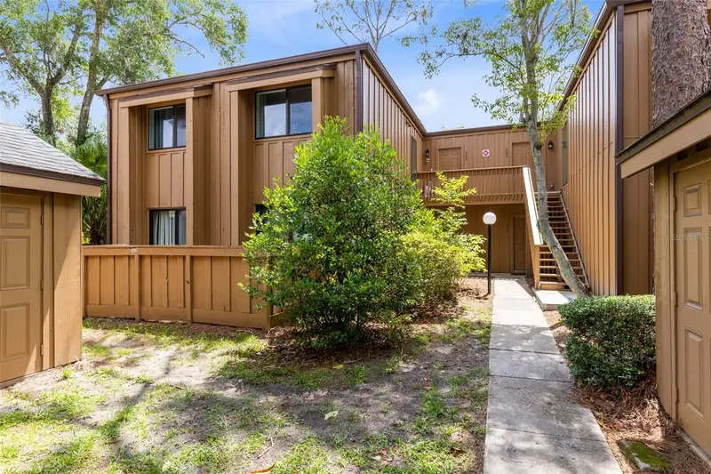 267 Crown Oaks Way #267, FL