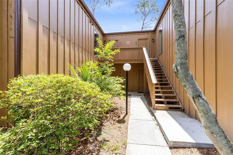 267 Crown Oaks Way #267, FL
