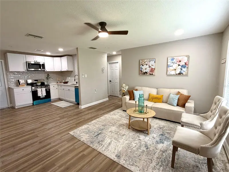 6612 Sierra Ter, FL