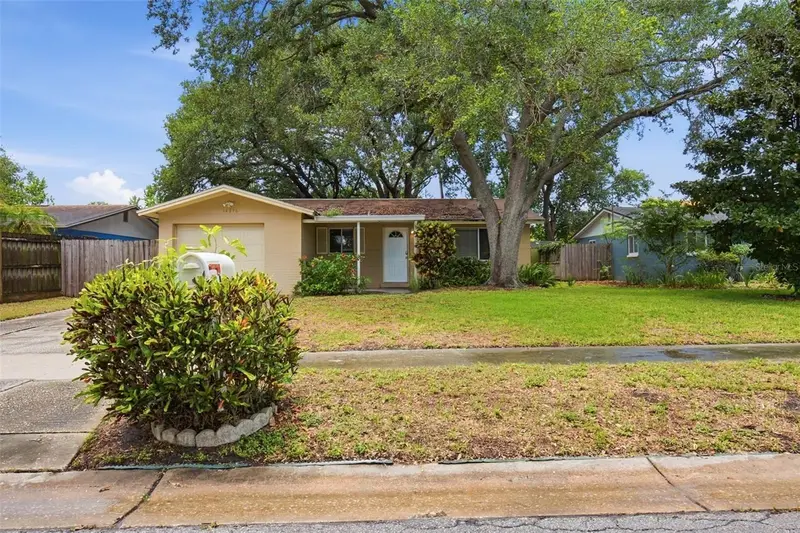 14676 56th Way N, FL
