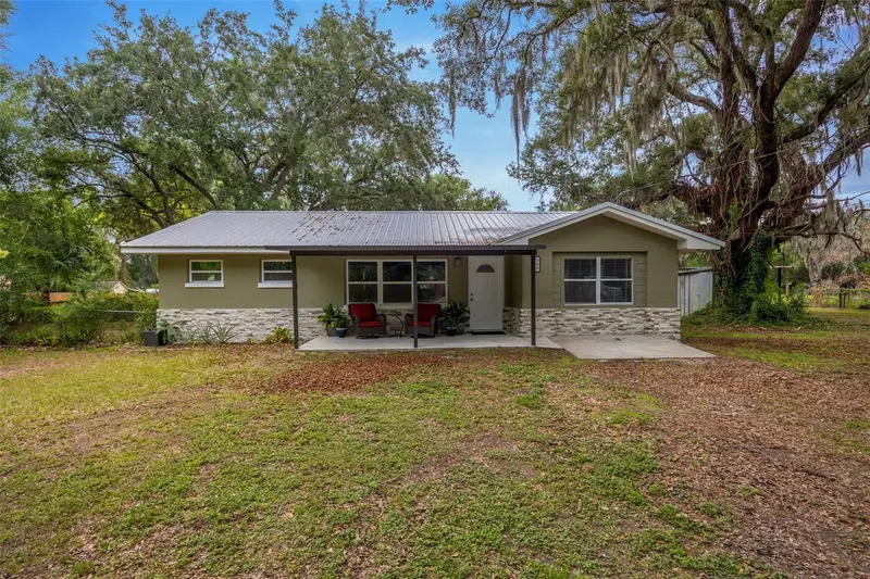 308 S Kingsway Rd, FL