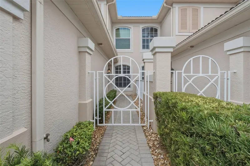7005 Prosperity Cir #2005, FL
