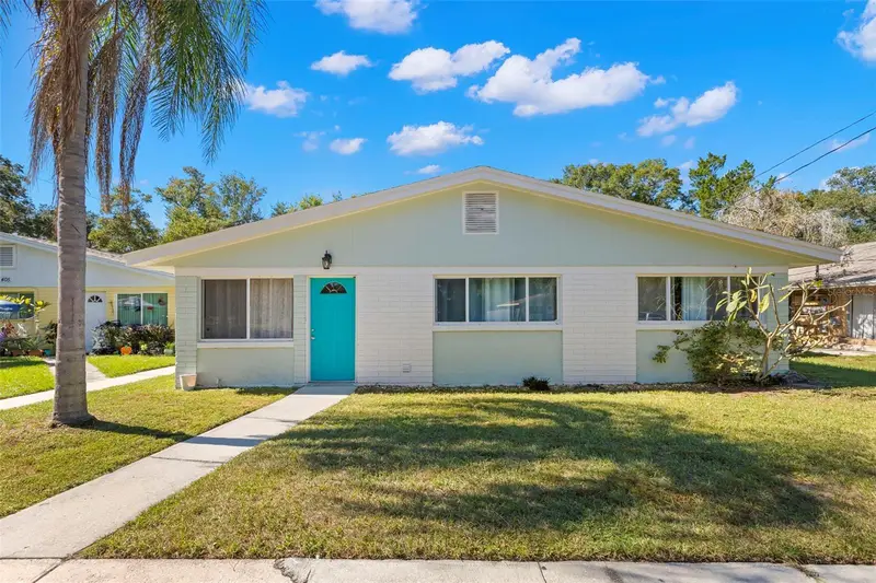 415 Maple Way #A & B, FL
