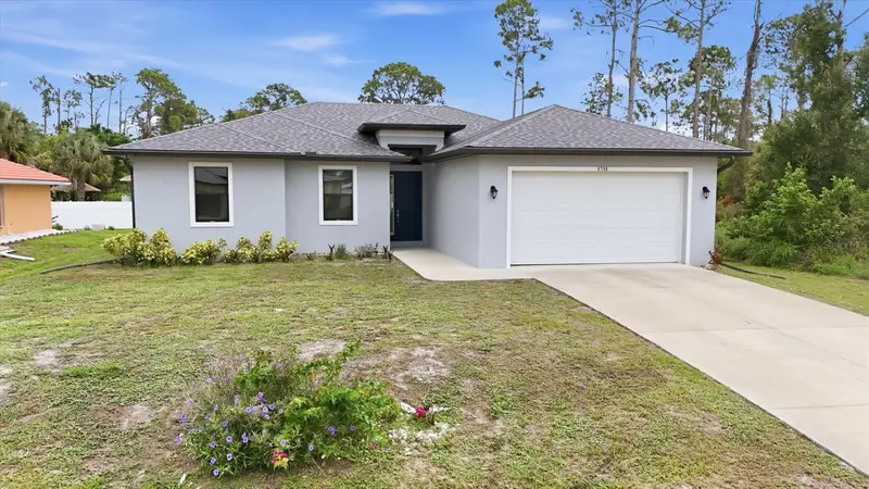 4746 Globe Ter, FL