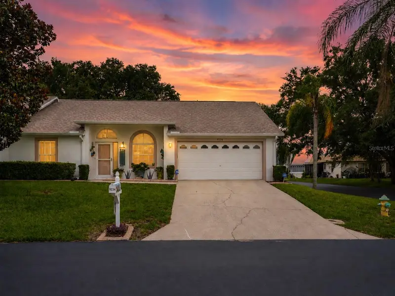 9234 Santa Monica Way, FL