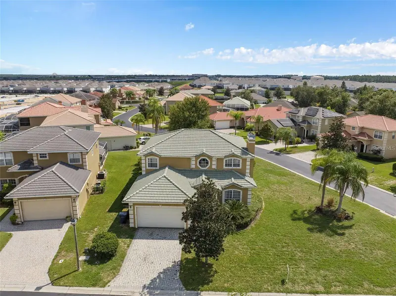 426 Vista Loop, FL