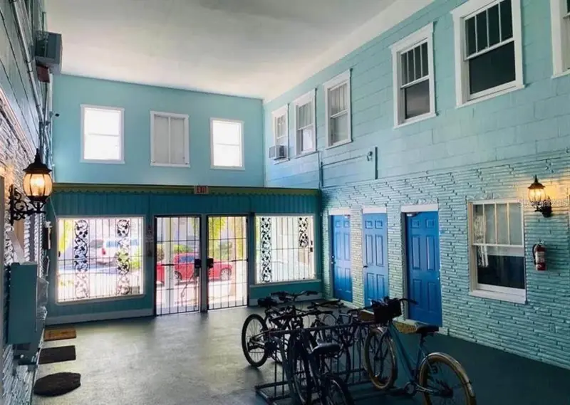 308 Grove St N, FL