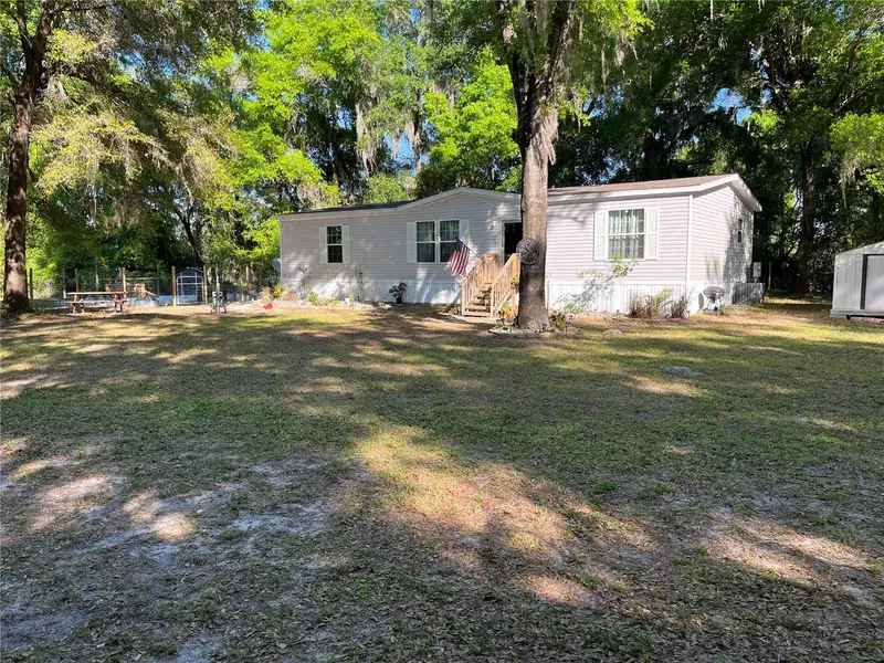 23707 Ne State Road 26, FL