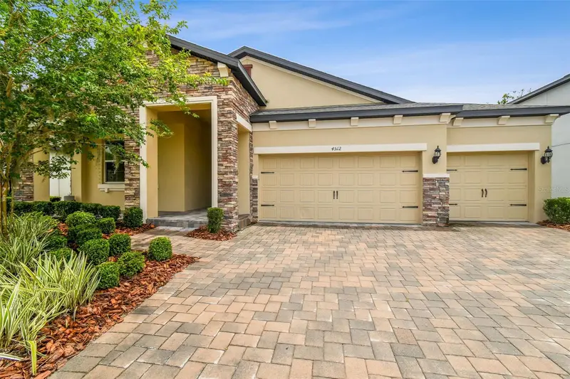 4215 Tatum Loop, FL