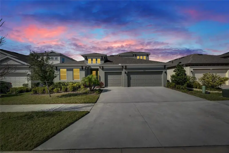 5612 Limelight Dr, FL
