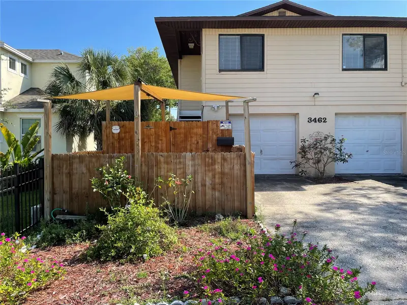 3462 3rd Ave N, FL