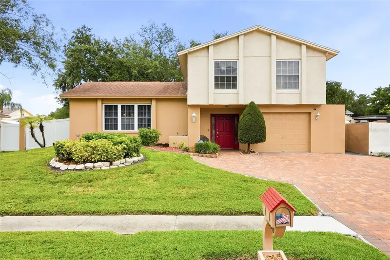 8206 Vassar Cir, FL