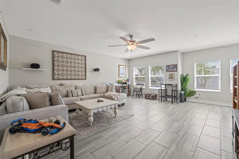 4941 W Price Ave #7, FL