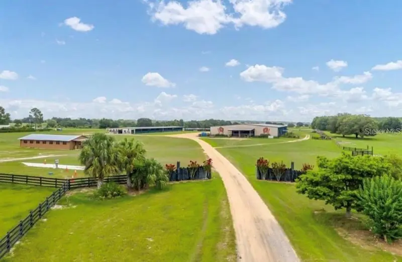 40812 Grays Airport Rd, FL