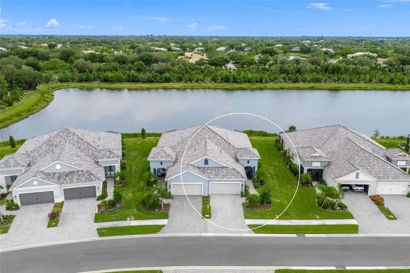 10161 Lake Wales Cir, FL