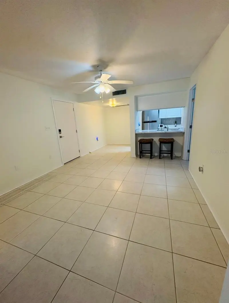 5132 Amulet Dr #107, FL