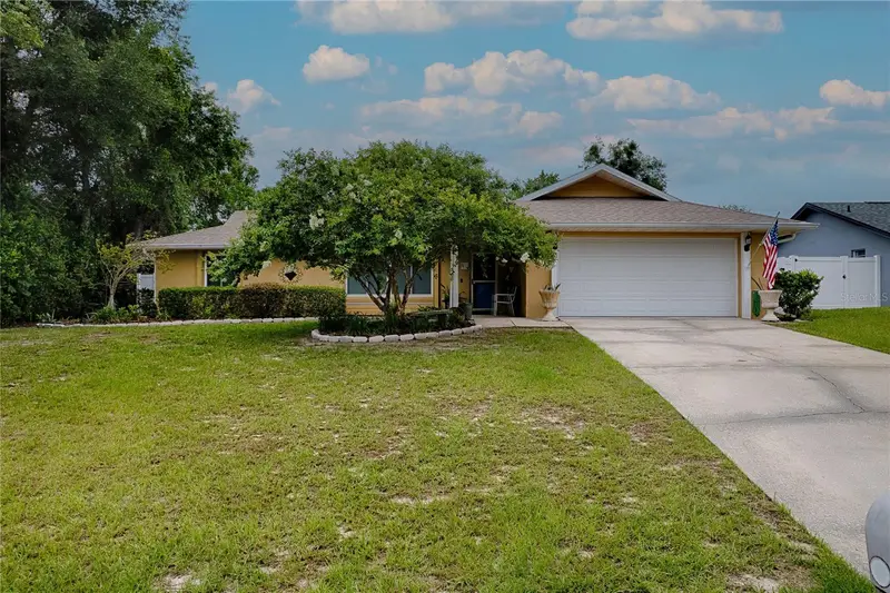 2091 N Hyde Dr, FL