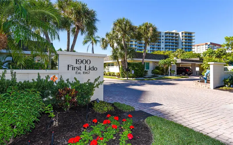 1900 Benjamin Franklin Dr #V11, FL