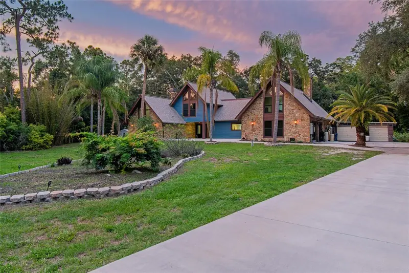 2120 Marquis Ct, FL