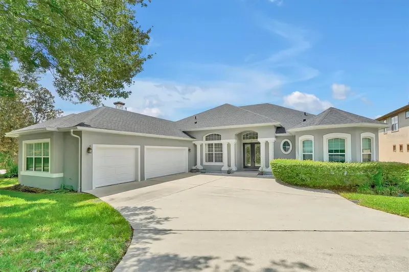 231 Lakay Pl, FL