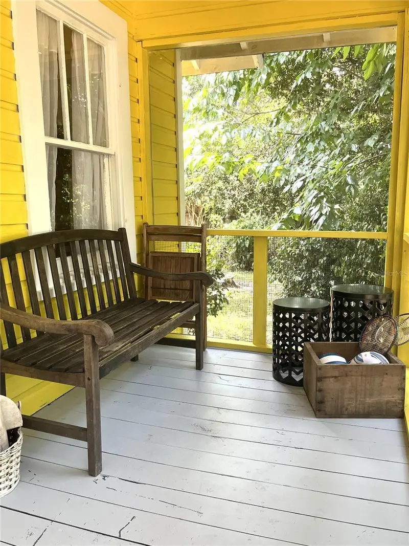 17847 County Road 455, FL